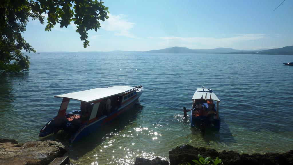 Raja Laut Dive Resort ブナケン エクステリア 写真