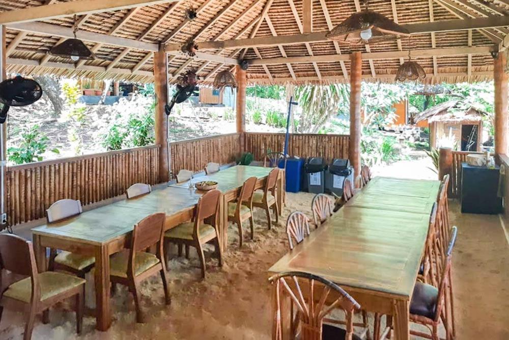 Raja Laut Dive Resort ブナケン エクステリア 写真
