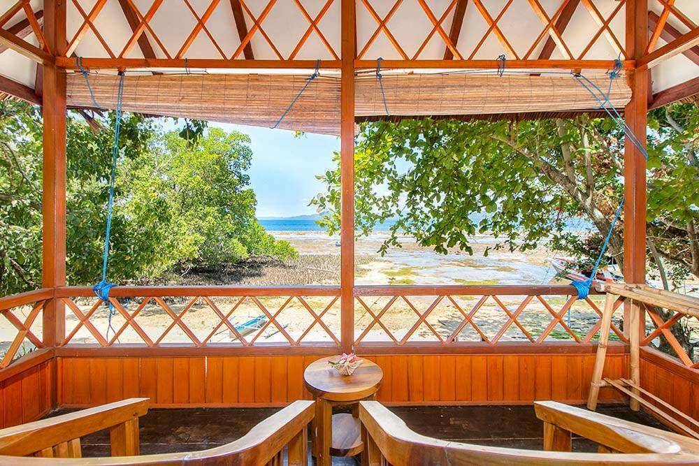 Raja Laut Dive Resort ブナケン エクステリア 写真