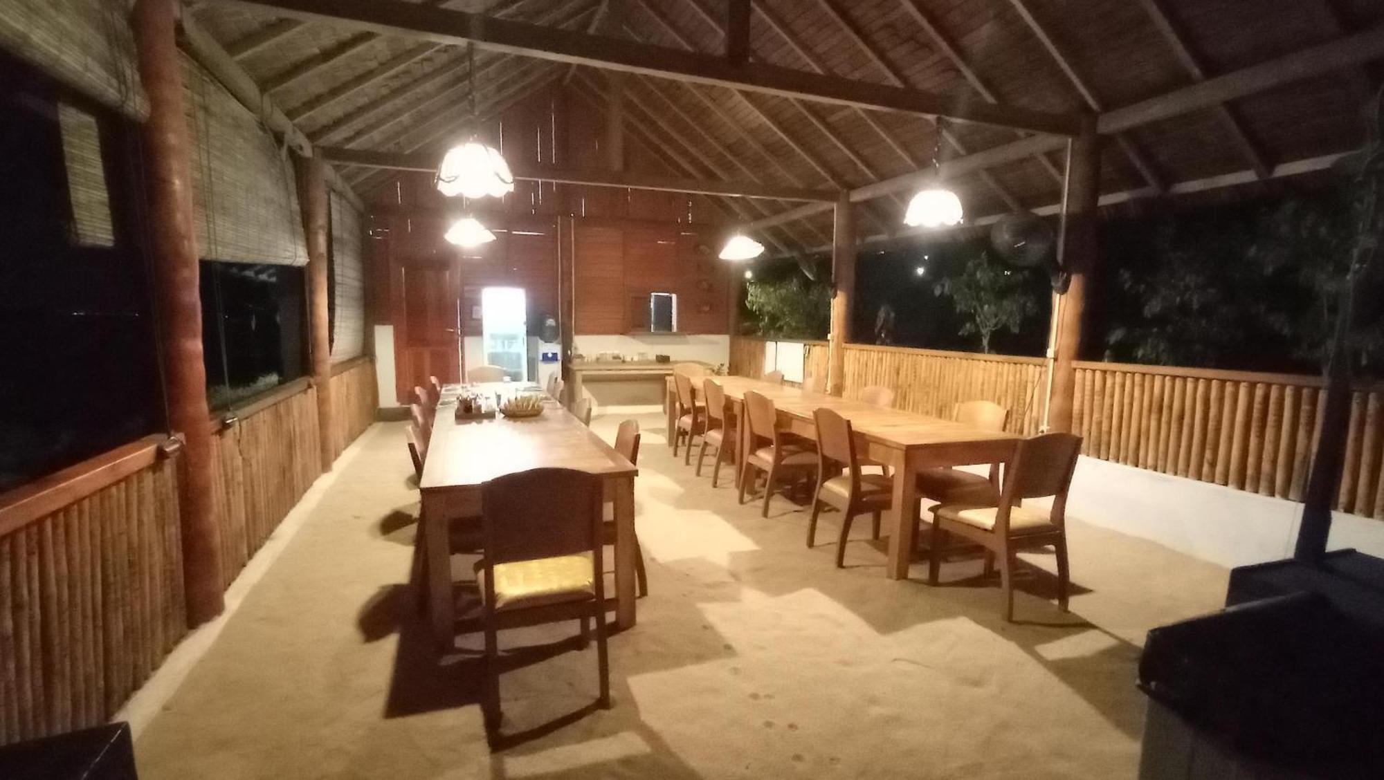 Raja Laut Dive Resort ブナケン エクステリア 写真